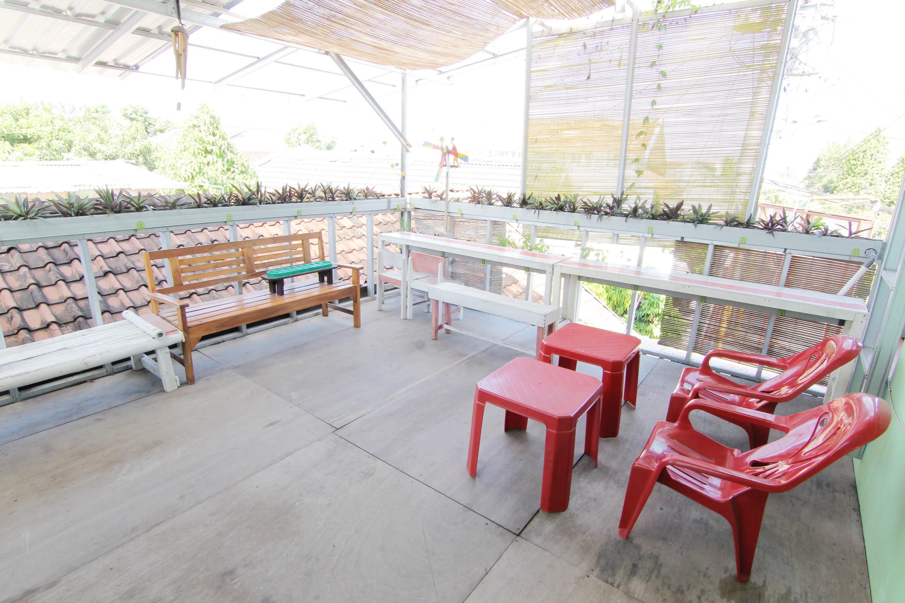 Tiga Dua Homestay Yogyakarta Luaran gambar