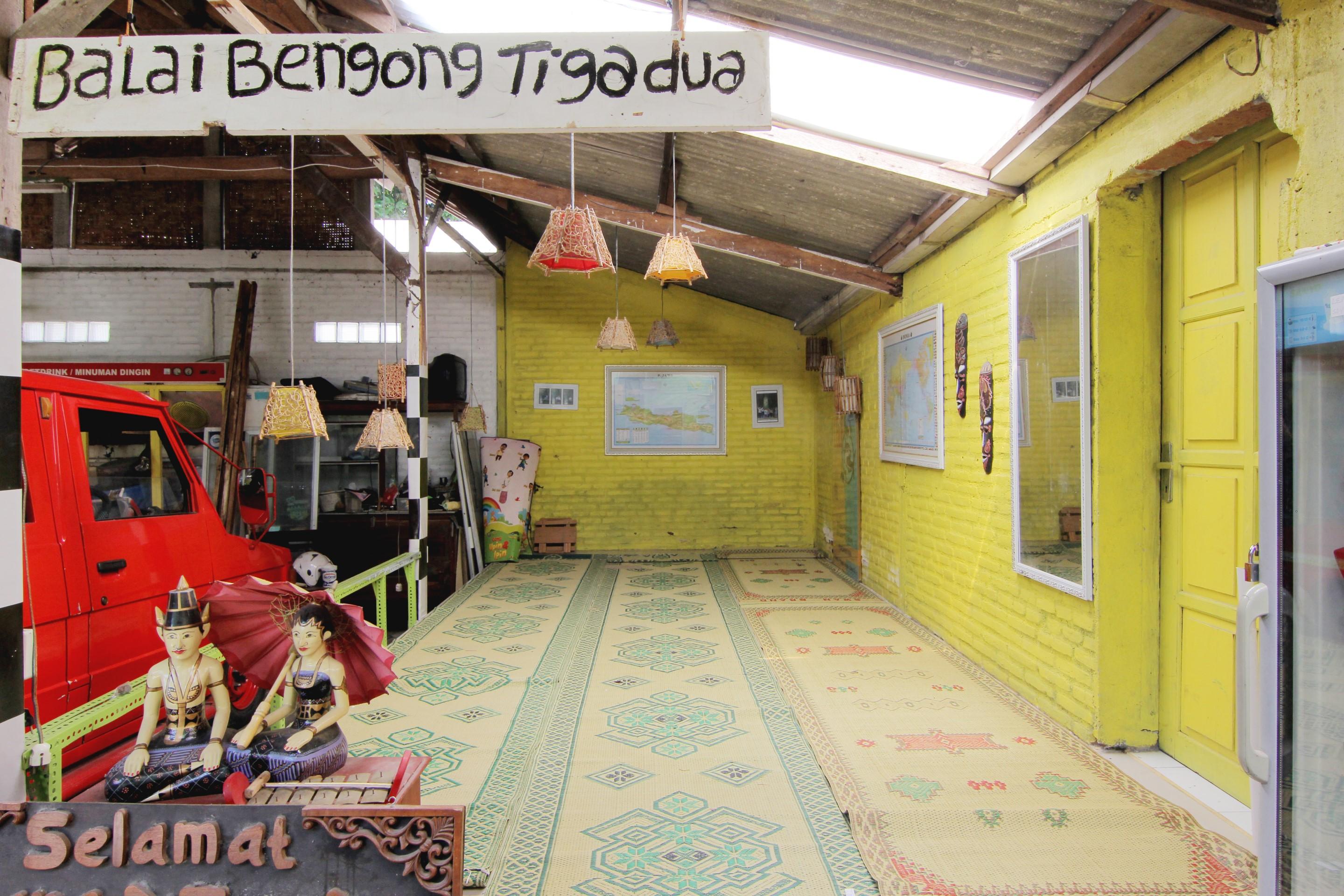 Tiga Dua Homestay Yogyakarta Luaran gambar