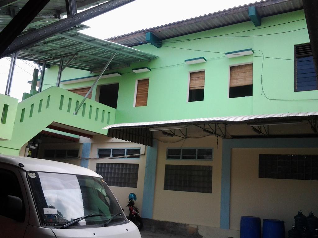 Tiga Dua Homestay Yogyakarta Luaran gambar