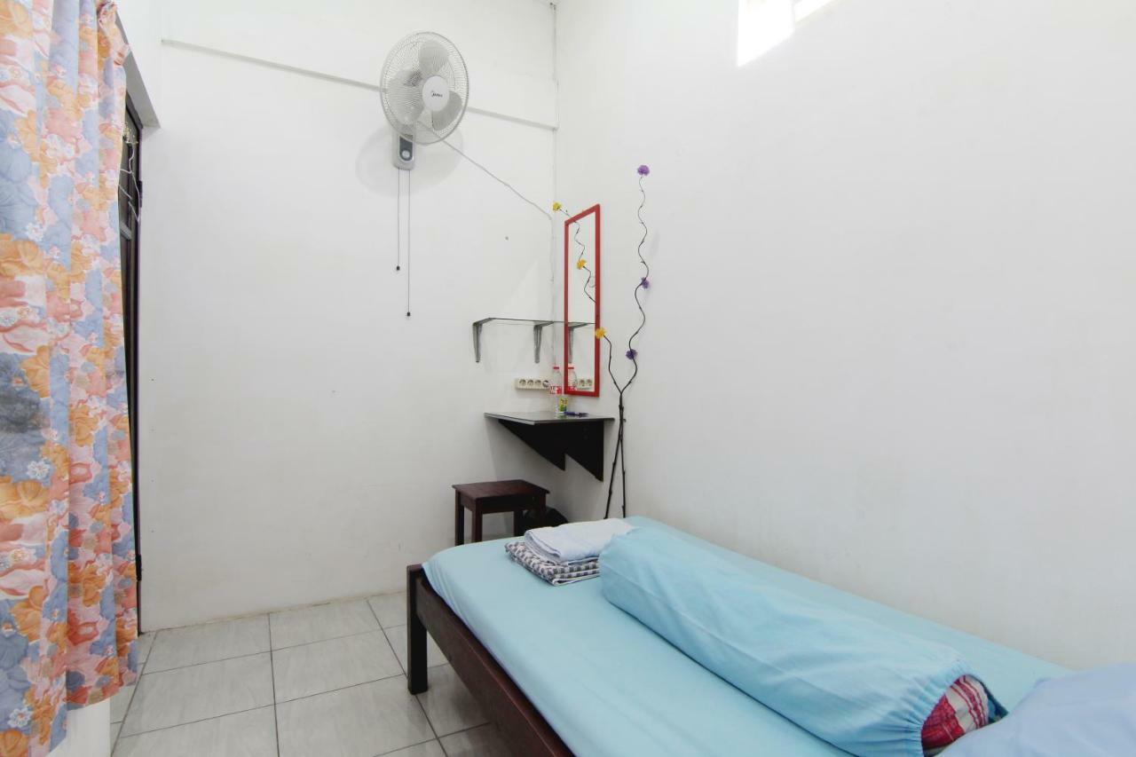 Tiga Dua Homestay Yogyakarta Luaran gambar