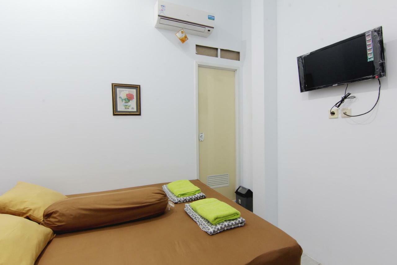 Tiga Dua Homestay Yogyakarta Luaran gambar