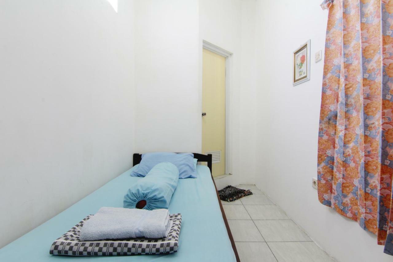 Tiga Dua Homestay Yogyakarta Luaran gambar
